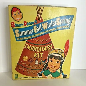 Howdy Doody's Embroidery Kit Sewing Cards Seasons Vintage Toys Milton Bradley - Picture 1 of 8