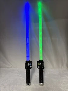 Spada Spada Spada Spada Spada Spada Spadale Giocattolo Funzionante Si Illumina Verde e Blu Con Suoni. 26" pollici - Foto 1 di 5