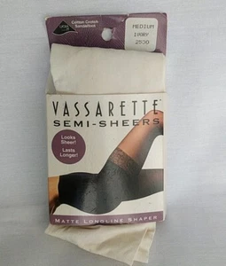 Vassarette Semi-Sheers Lasts Longer Matte Longline Shaper Lycra 3D Medium Ivory - Picture 1 of 3