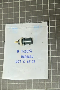 10 Stück BNC Buchse 50Ohm Radiall R140574 vollisoliert mit vergold. Innenleiter - Bild 1 von 1