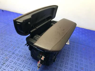 BMW X5 2014 consola central reposabrazos bandeja compartimento de almacenamiento tapa desgastada moca Foto 1 de 4