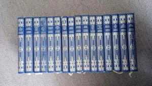 Alastair MacLean Book bundle Of 16 Volumes Hardcover - Picture 1 of 3