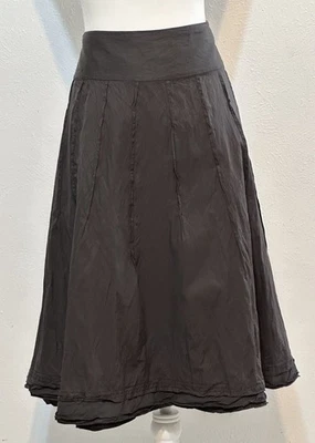 Emanuel Ungaro Women's Size 16 Grey Mid-length Flared Skirt Career Closet Staple - Image 1 of 4