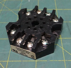 Custom Connector Relay Socket RB08 8-Pin 600 V 10 A DPDT Octal Screw Termination - Picture 1 of 6