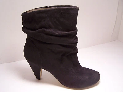 BAKERS Carline Womens Shoes Ankle Boots Black Medium Soft Wrinkle Boot Heel NEW  - Image 1 of 4