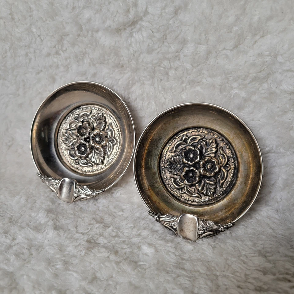 Juego de 2 ceniceros florales plateados vintage  Foto 1 de 4