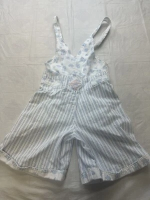 Vintage Levi's Floral Overalls Girls Youth Size 7 Shorts White Blue Striped - Image 1 of 4