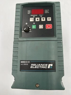 RELIANCE ELECTRIC 6MB200P5 0.5 HP DRIVE SERIES A 6MDBN-2P3102 FRN:3.03 - Image 1 of 4