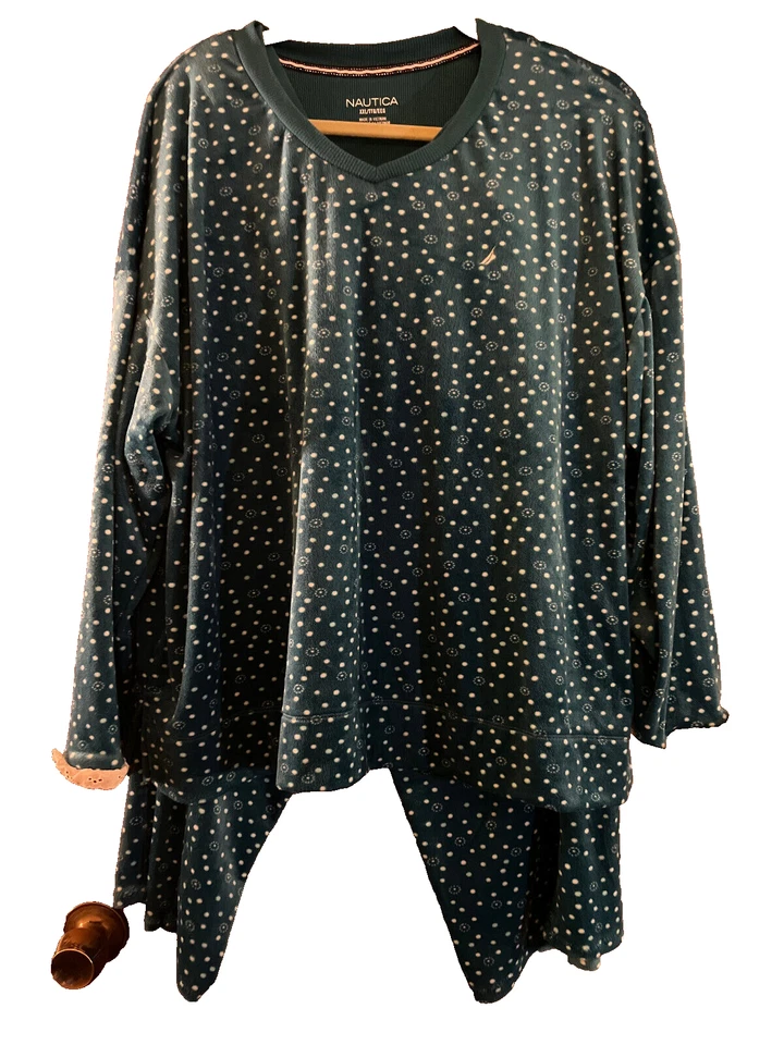 Juego de 2 piezas de pijama de terciopelo punteado blanco verde azulado para mujer Nautica bolsillos plus Foto 1 de 4