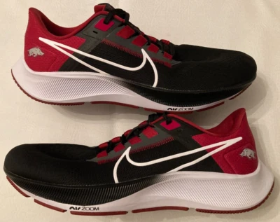 Mens 11.5 Nike Air Zoom Pegasus 38 Arkansas Razorbacks Running Shoes DJ0817-001 - Image 1 of 4