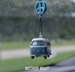 Autobús Volkswagen Samba 1/76 VW T2 adorno con colgador de espejos Westfalia cámper familiar - Imagen 1 de 9