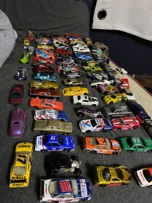hot wheels lot - Image 1 of 4