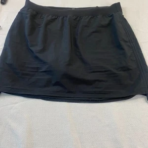 Torrid Badeanzug Skort.  Größe 2.  Schwarz - Bild 1 von 7