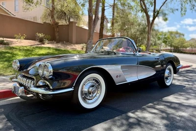 1958 Chevrolet Corvette  - Image 1 of 4