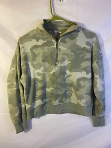 Hippie Rose Camo Sweatshirt Short Style Zip Womens Juniors Size xs x Small Crop - Picture 1 of 2