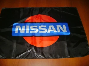 Nissan Flag 20x30" Flag Banner Garage Vintage Deco JDM Z Datsun 240 350 GTR Blac - Foto 1 di 4