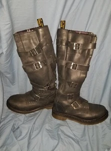 Stivali alti da motociclista Tank Combat Dr Martens PHINA Walking Dead Zombie taglia US 8 - Foto 1 di 13