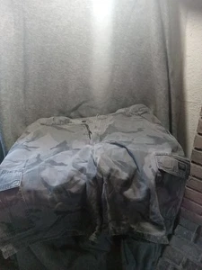 Wrangler Camo Cargo Shorts Mens 38 MTP Camouflage Dad Casual Outdoor Work Wear - Picture 1 of 4