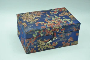Coffret à bijoux ou argenterie asiatique couvert de soie déco Chine ? - Picture 1 of 6