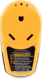 Camco PowerGrip Camper/RV 30-Amp Circuit Analyzer Adapter | Funktionen integriert  - Bild 1 von 1
