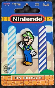 Super Mario World Pin Luigi Nintendo Insignia Plástica 1993 RARO - Imagen 1 de 2