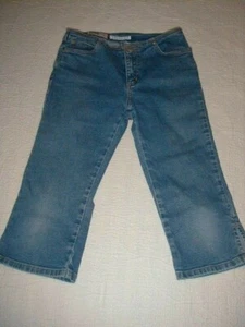Girl's OLD NAVY 5-Pocket Notched Leg Stretch Capri Denim Jeans 26 x 16 Sz 10 - Picture 1 of 4