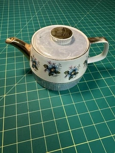 Gibson Gold Gilded Staffordshire England Teapot - Picture 1 of 15