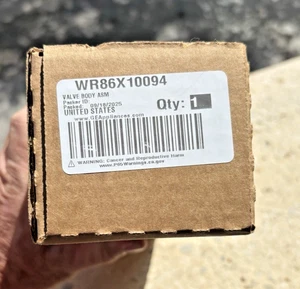 New GE Refrigerator Valve Body Assembly WR86X10094 - Picture 1 of 9