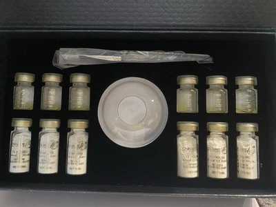 NEW OLD STOCK DONNA BELLA COSMETIC SURGERY SIMULATOR MASK OF HEBE FACIAL - Image 1 of 4