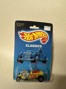 Hot Wheels T-Bucket Classics Series #7673 Never Removed from Pk 1988 Yellow 1:64 - Picture 1 of 2