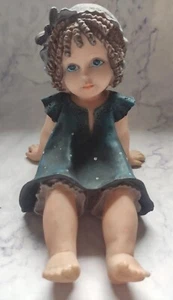 sitzendes Mädchen Puppe Figur Deko Weihnachten  - Bild 1 von 6