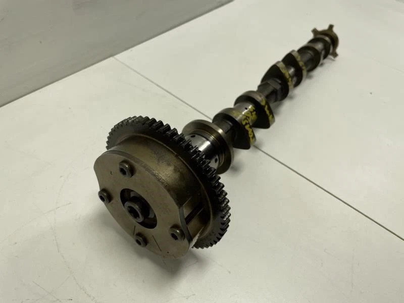 Árbol de levas de admisión derecho Ford Transit 150 XLT 2015 de fábrica Foto 1 de 4