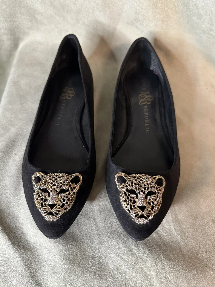 Cabeza de guepardo rock & republicano estrás adornada punta plana talla 6 Foto 1 de 4