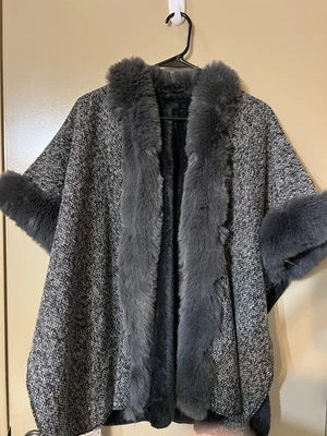 LuLu Plush Lined Poncho Cap Outerwear One Size Gray Faux Fur - Image 1 of 4