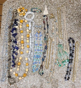 Lotto gioielli vintage - perle di vetro, boho, ecc - Foto 1 di 12
