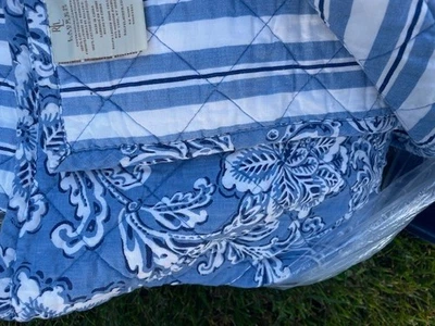 R. Lauren King cover+ shams, Slate blue florals/ reverse blue+ wh stripes 108x90 - Image 1 of 4