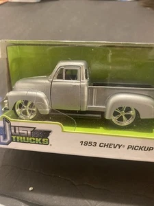 "JADA" 2024~ *JUST TRUCKS* (1953 SILVER CHEVY PICKUP TRUCK) 1:32 Mu - Picture 1 of 15