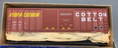 HO Roundhouse 1985 50’ Double Door Boxcar SSW #61798 Kit NIB!! HO6561 - Image 1 of 4