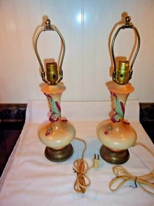 VERY NICE VINTAGE PAIR OF ART POTTERY LAMPS - Picture 1 of 12