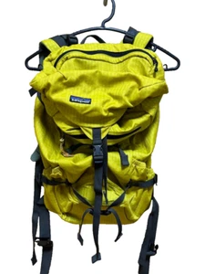 Patagonia Lightweight Travel Backpack Hiking Pack Black Sticky Inner Used - Picture 1 of 11