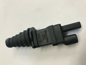 171919827A INTERUTTORE ACCELERATORE POMPA INIEZIONE VW AUDI NEW OE - Imagen 1 de 1