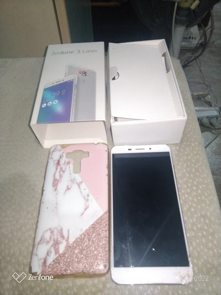 Smartphone zenfone 3 zc551kl - Immagine 1 di 3