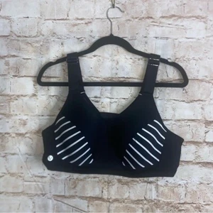 Lane Bryant Livi Sports Bra Size 42B NEW - Picture 1 of 6