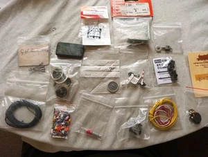 Restposten 15 Pkt kleines Zubehör in Spur N oder Ho von gemischten Herstellern Lot3 - Bild 1 von 1