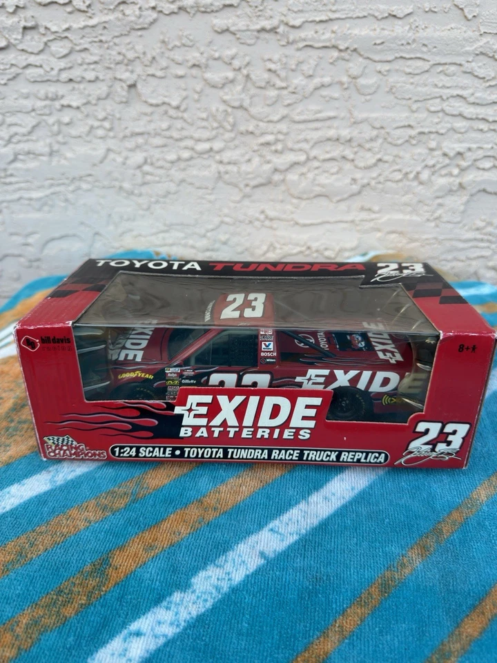 Toyota Tundra Johnny Benson #23 1:24 Nascar diecast certificado Racing Champions Foto 1 de 4