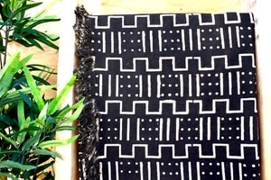 Tela hecha a mano de diseñador negra de tela de barro africana - Imagen 1 de 8