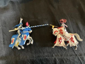Schieich Germany- Pair of Mounted Knights in  Very Good Condition - Picture 1 of 6