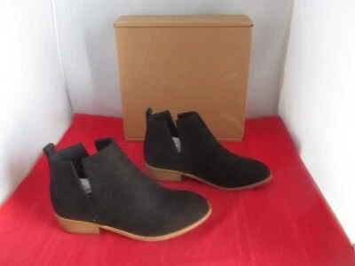 Journee Collection Rimi Notched Ankle Booties $90 - US Size 9 W - Black - 1141 - Image 1 of 4