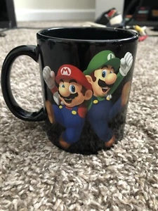 Nintendo Super Mario Bros. Mario & Luigi Becher - Beutekiste EXKLUSIV gebraucht - Bild 1 von 3