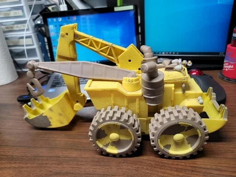 Disney Pixar Cars Screamin Banshee Junkyard Excavator Lights/Sounds Pre-Owned Cover